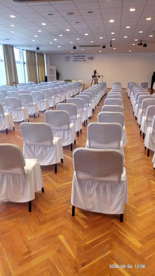 Hotel Magistern Konferencia Es Wellnesshotel シオーフォク エクステリア 写真