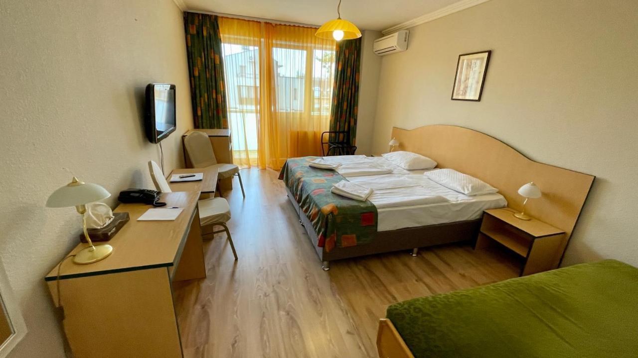 Hotel Magistern Konferencia Es Wellnesshotel シオーフォク エクステリア 写真